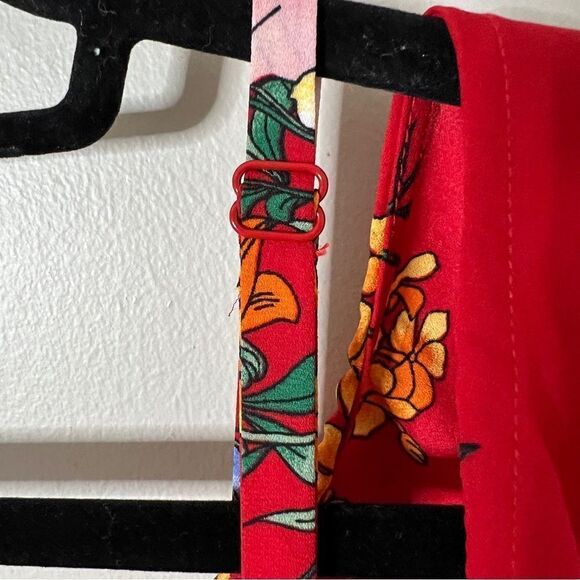 Charming Charlie Sleeveless Red High Low Ruffle Floral Dress Size Medium - Picture 8 of 10